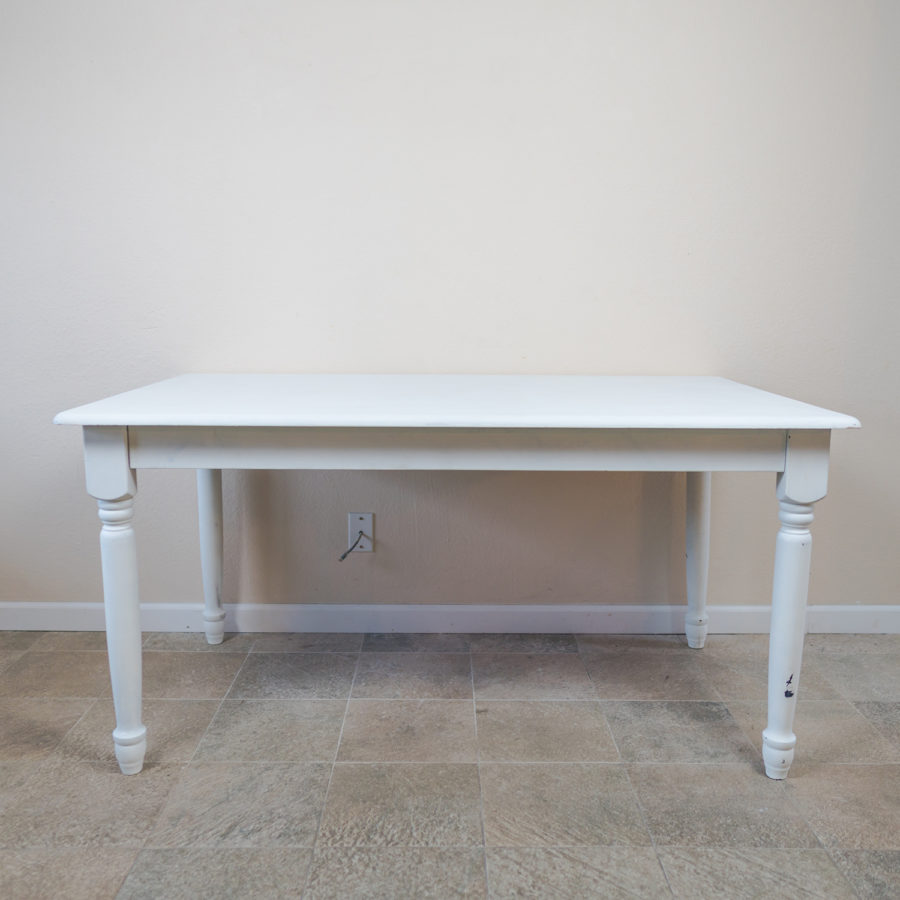 Zoe, Rectangle White Table – Chloe's Vintage Rentals